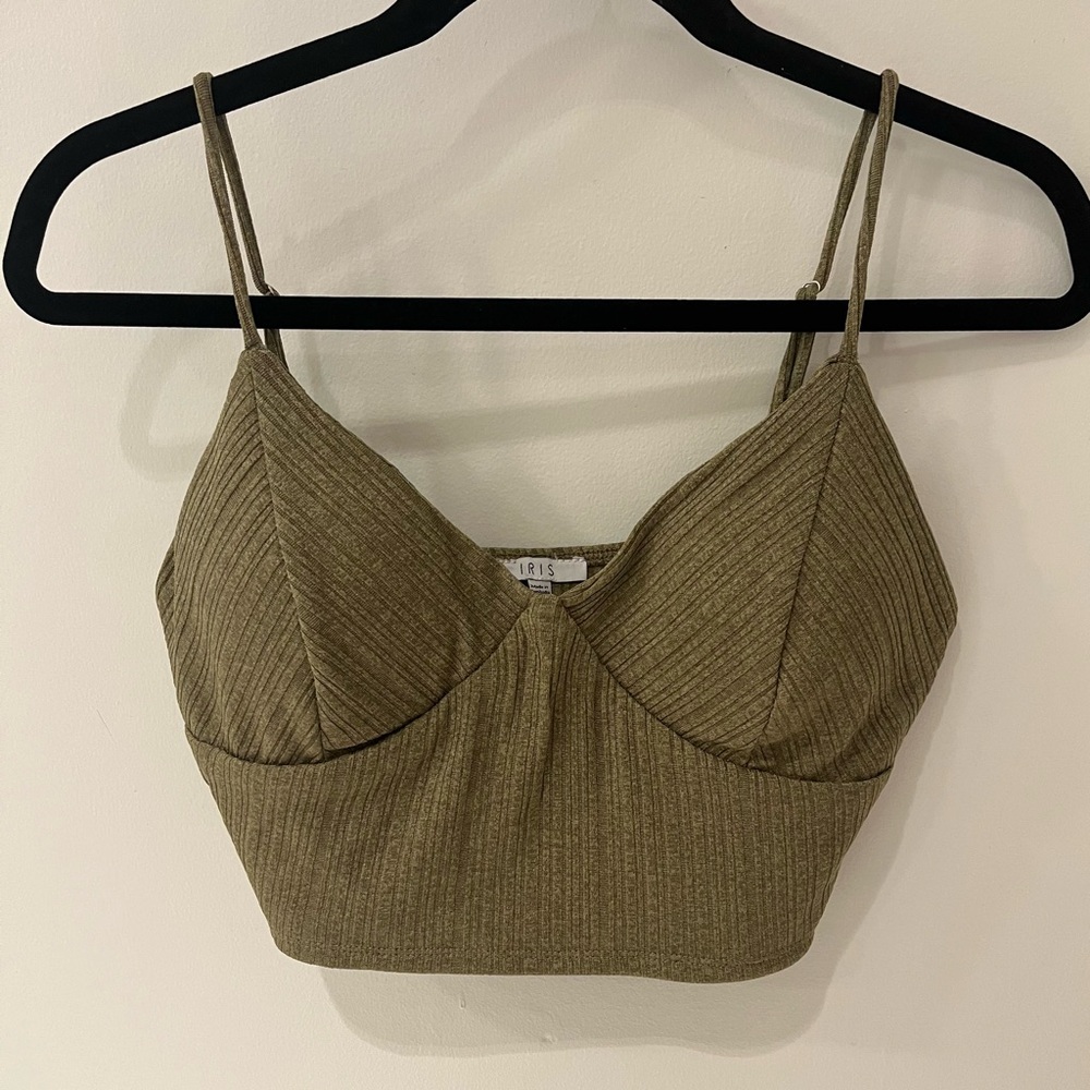 Iris Green Spaghetti Strap Crop Top Size Large
